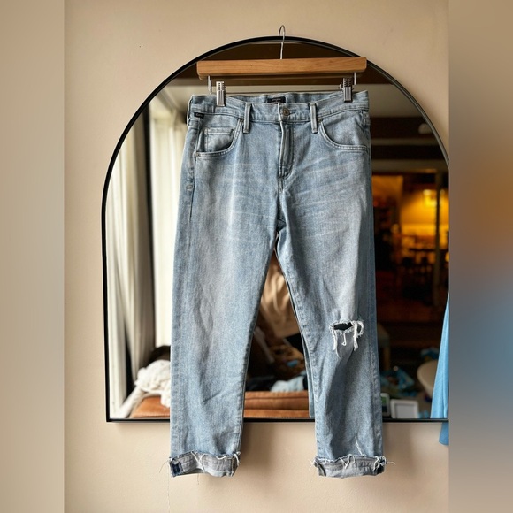 CITIZENS OF HUMANITY | Emerson slim boyfriend crop | size 26** 30 inch waist - Picture 4 of 10